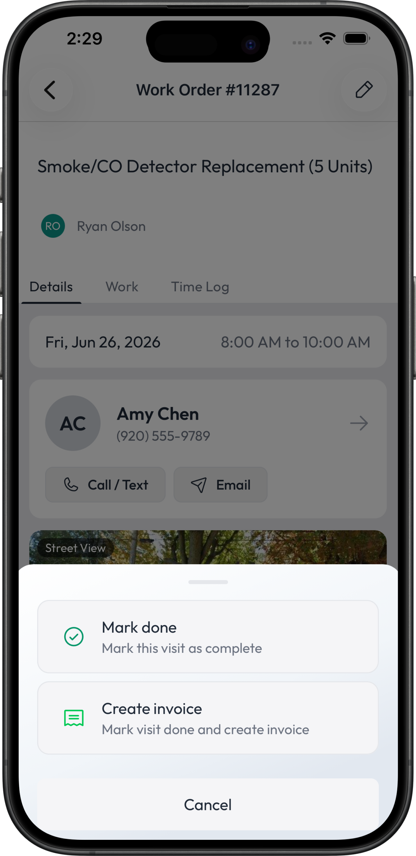 Completing a job with logged time in the Fieldsity app